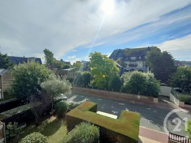 Appartement F3 à vendre - 3 pièces - 65.71 m2 - DEAUVILLE - 14 - BASSE-NORMANDIE - Century 21 Tirard-Gardie